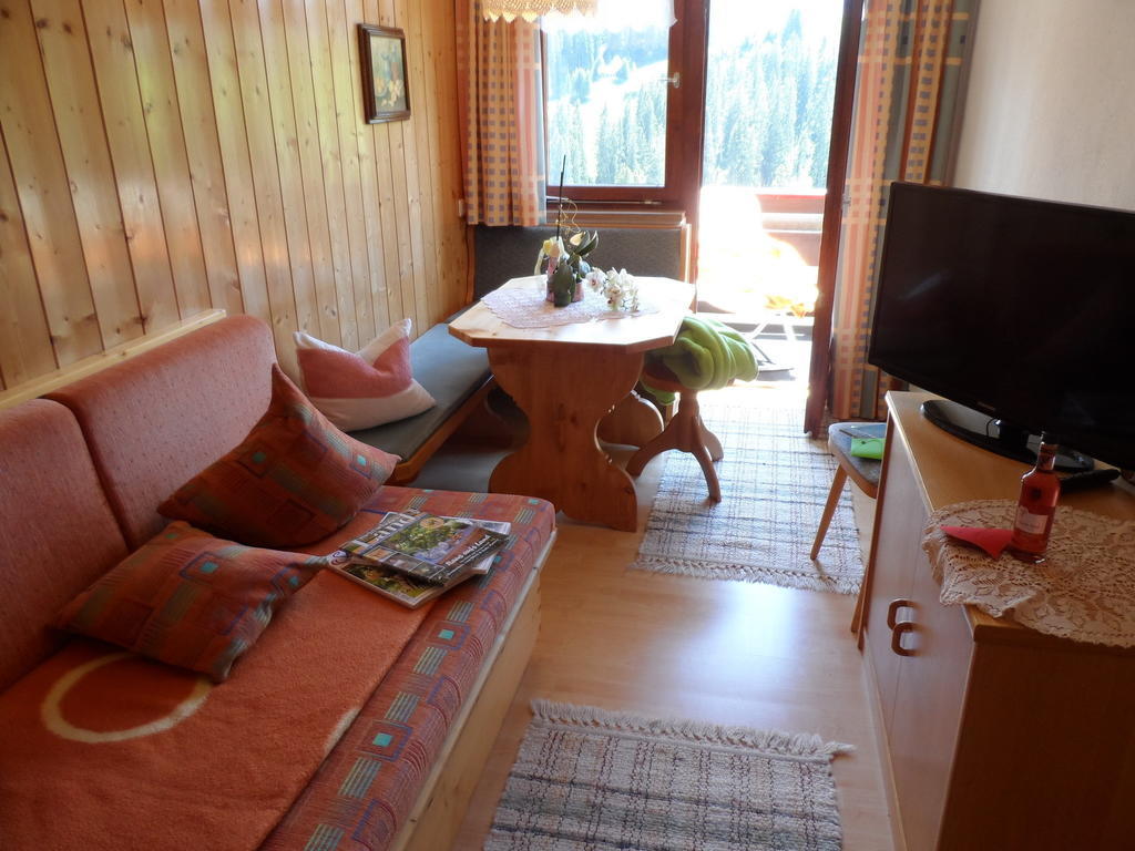 דירות ווארת Haus Brunneck חדר תמונה